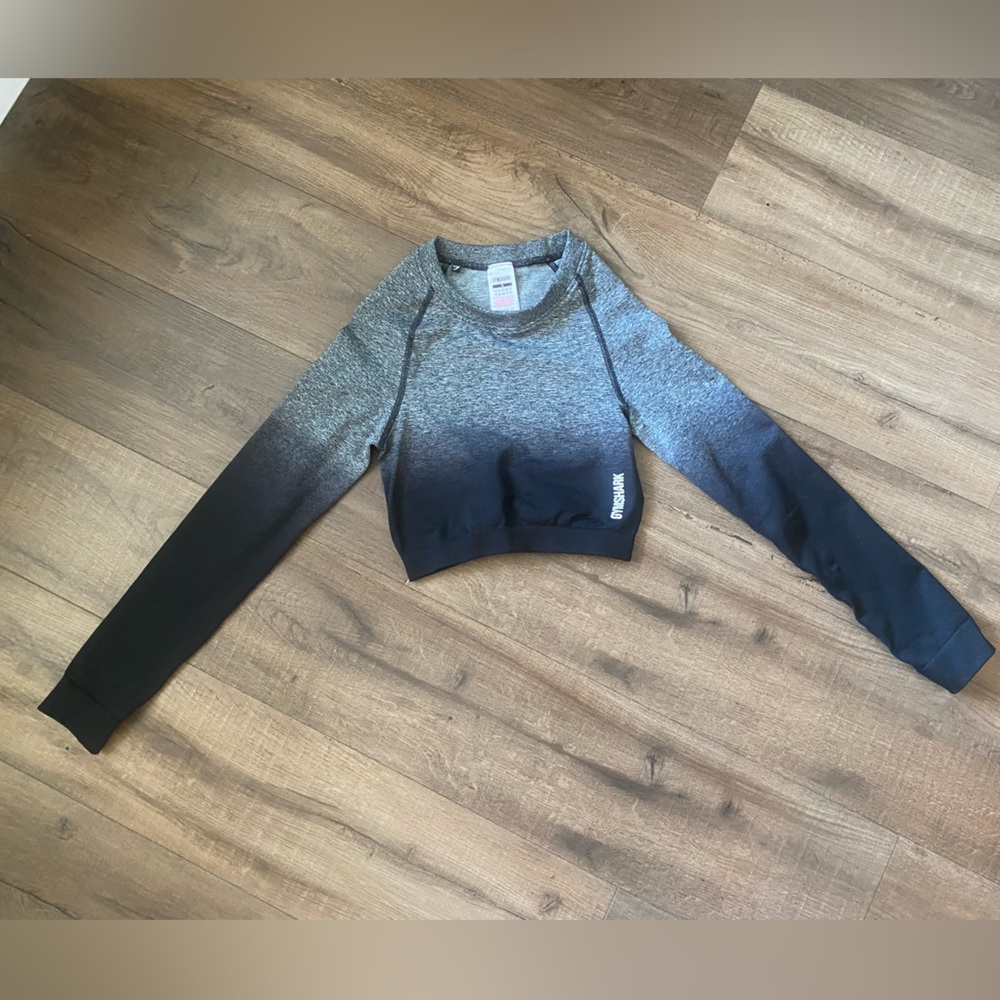 NEW long sleeve crop top Gymshark size Small
